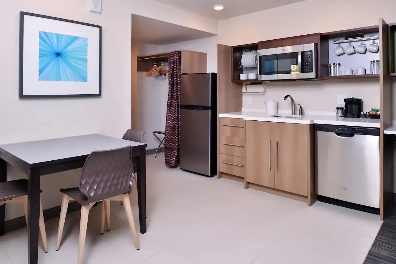 Home2 Suites By Hilton Portland Airport Hotel