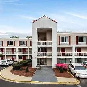 Motel & 4 Less